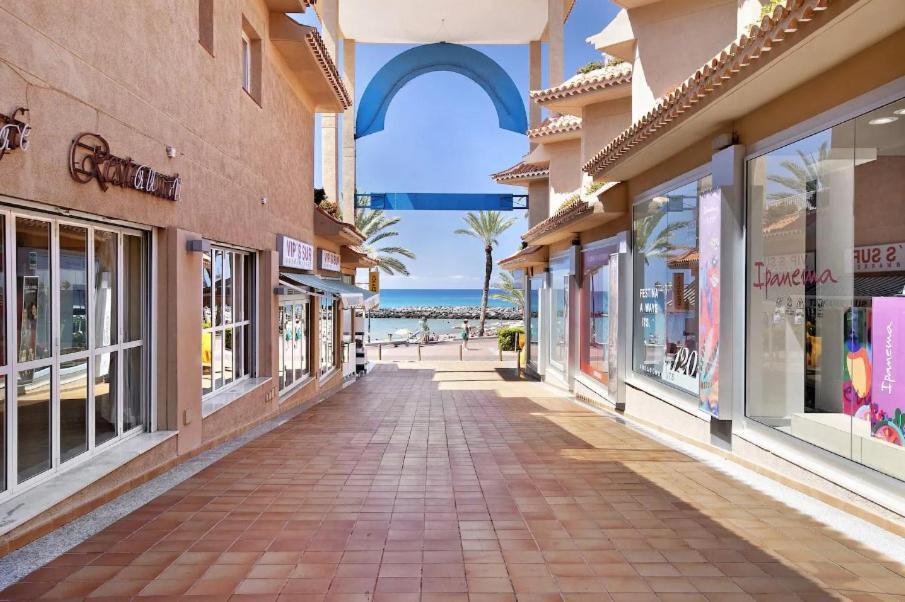 Superbe Appartement A Las Americas Torres Del Sol Арона Екстериор снимка