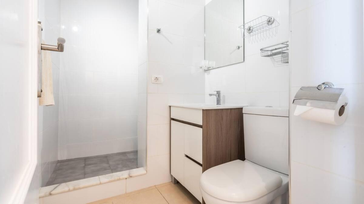 Superbe Appartement A Las Americas Torres Del Sol Арона Екстериор снимка